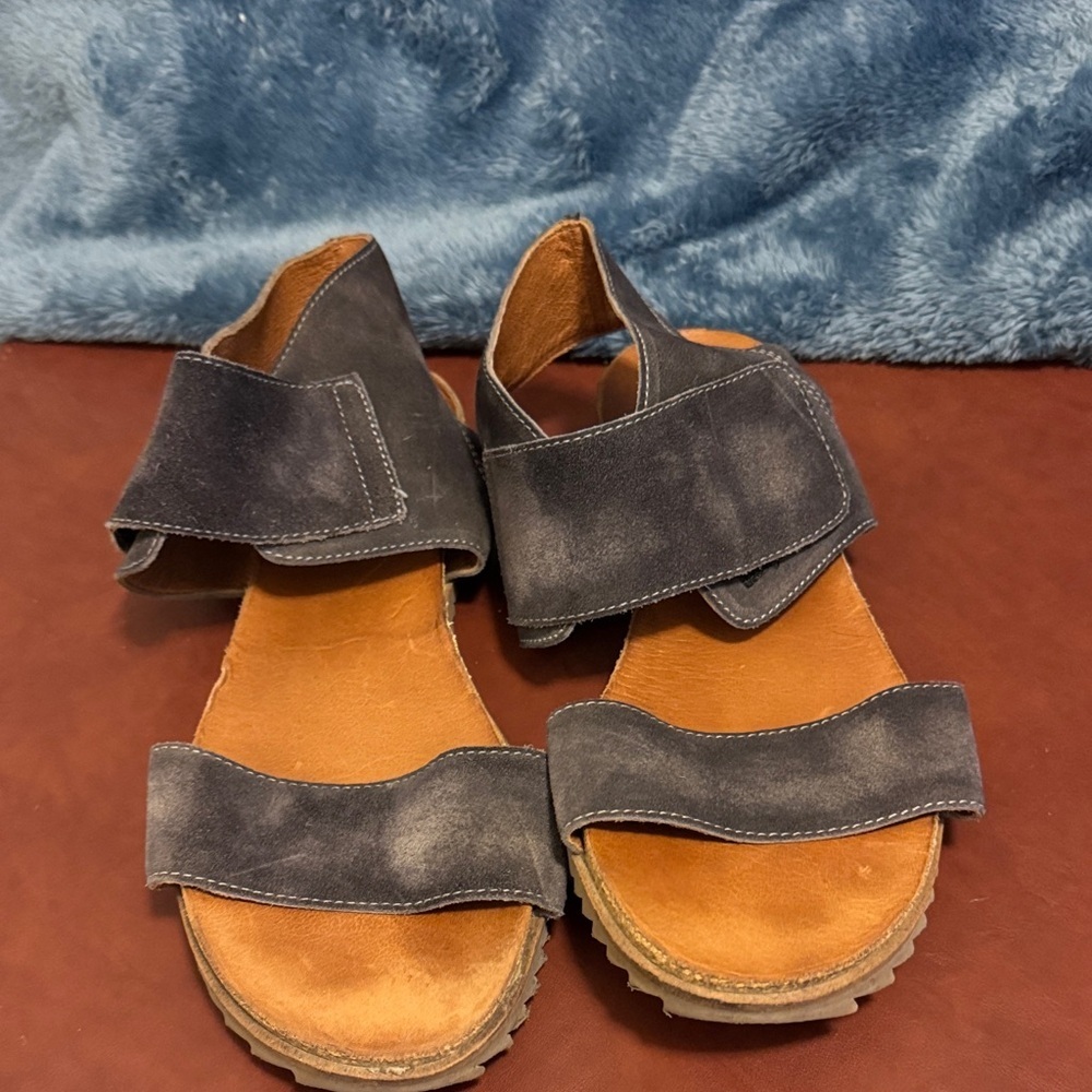 Miz Mooz Black and Tan Sandals